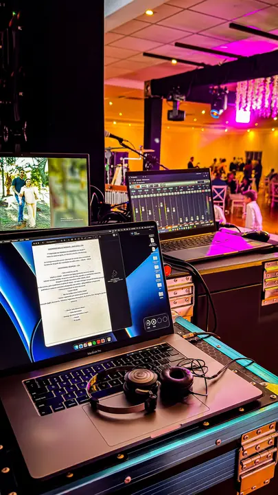 Cabine montada antes do evento