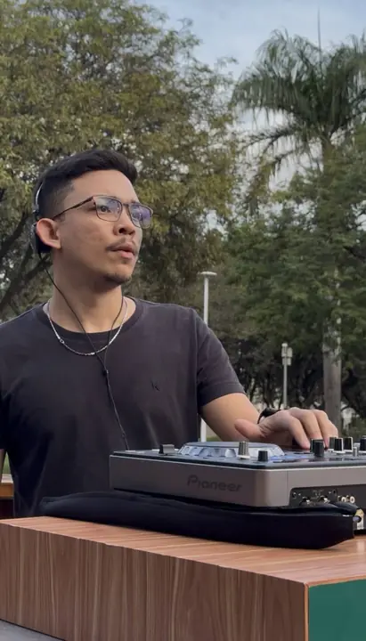 Gusta DJ